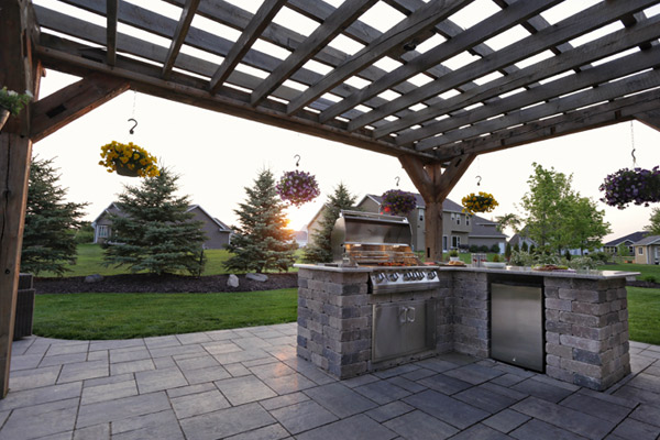 Custom outdoor backyard structures Appleton